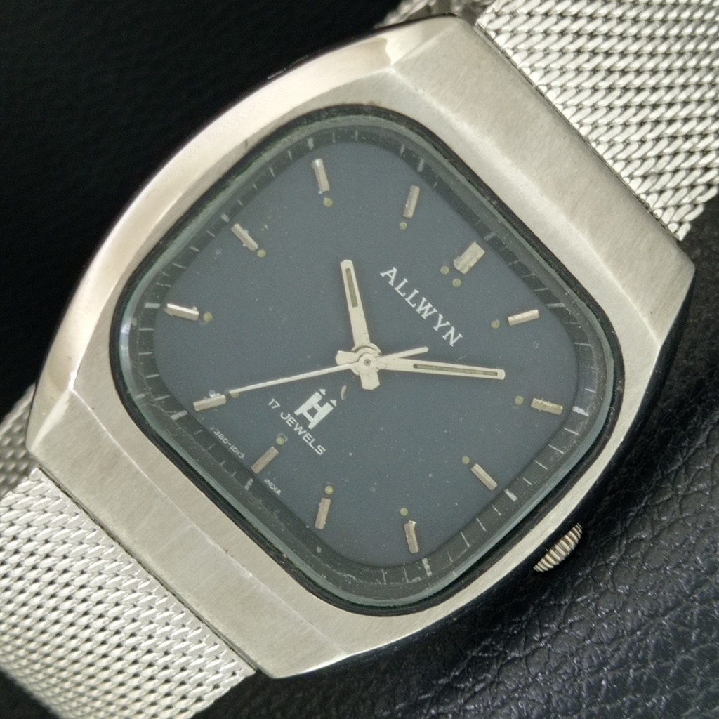 Vintage 1983 Allwyn Manual Mens Silver Watch W/Metal Strap & Blue Accents